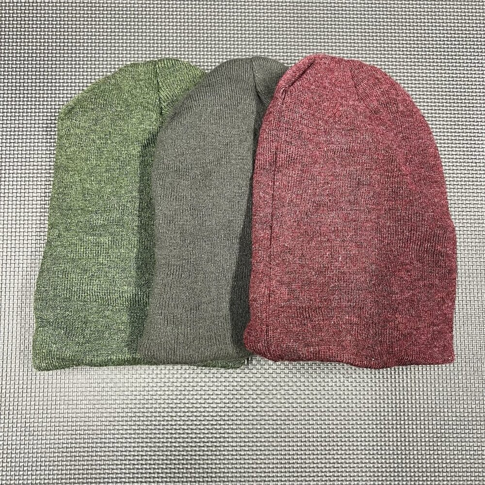 Wild Wear Knit Beanie Hat Lot of 3 Green Gray Burgundy Winter Skull Cap